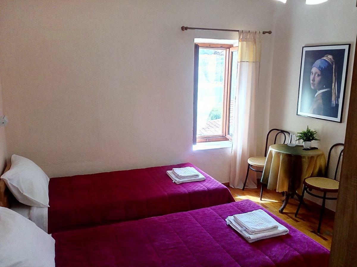 Tasos Rooms Psarades Exterior photo